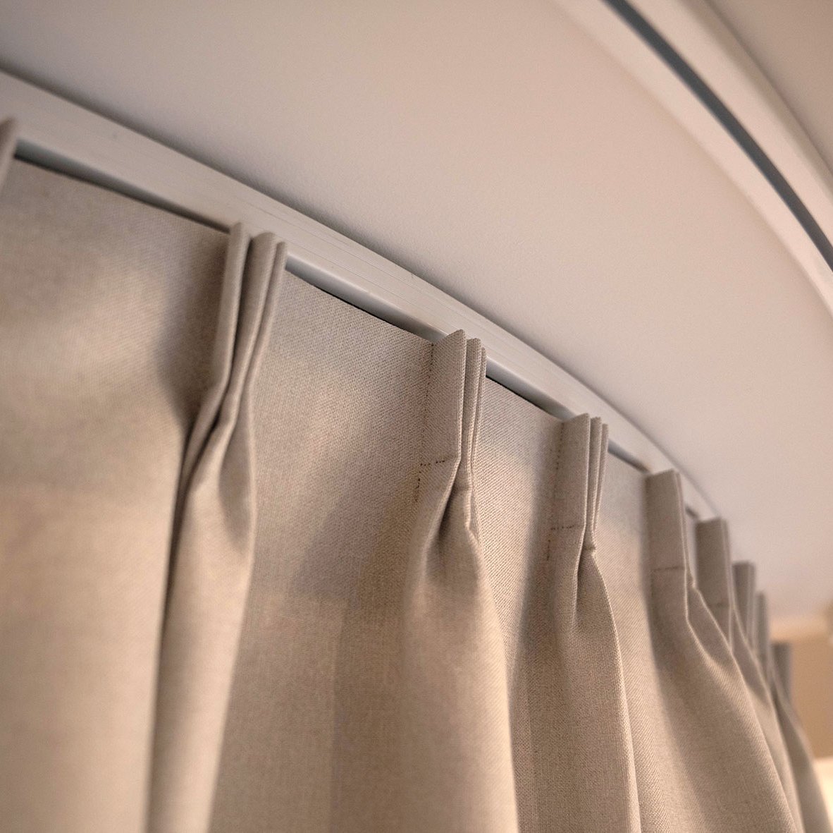 Farz-cortina-triplex-detalle